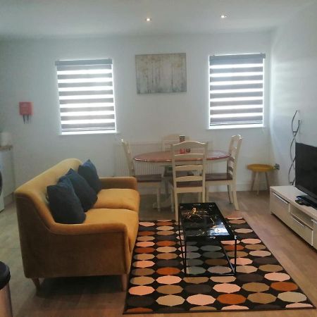 Apartment No 8 - Stay In Style In The Heart Of The Cathedral City. Τρούρο Εξωτερικό φωτογραφία