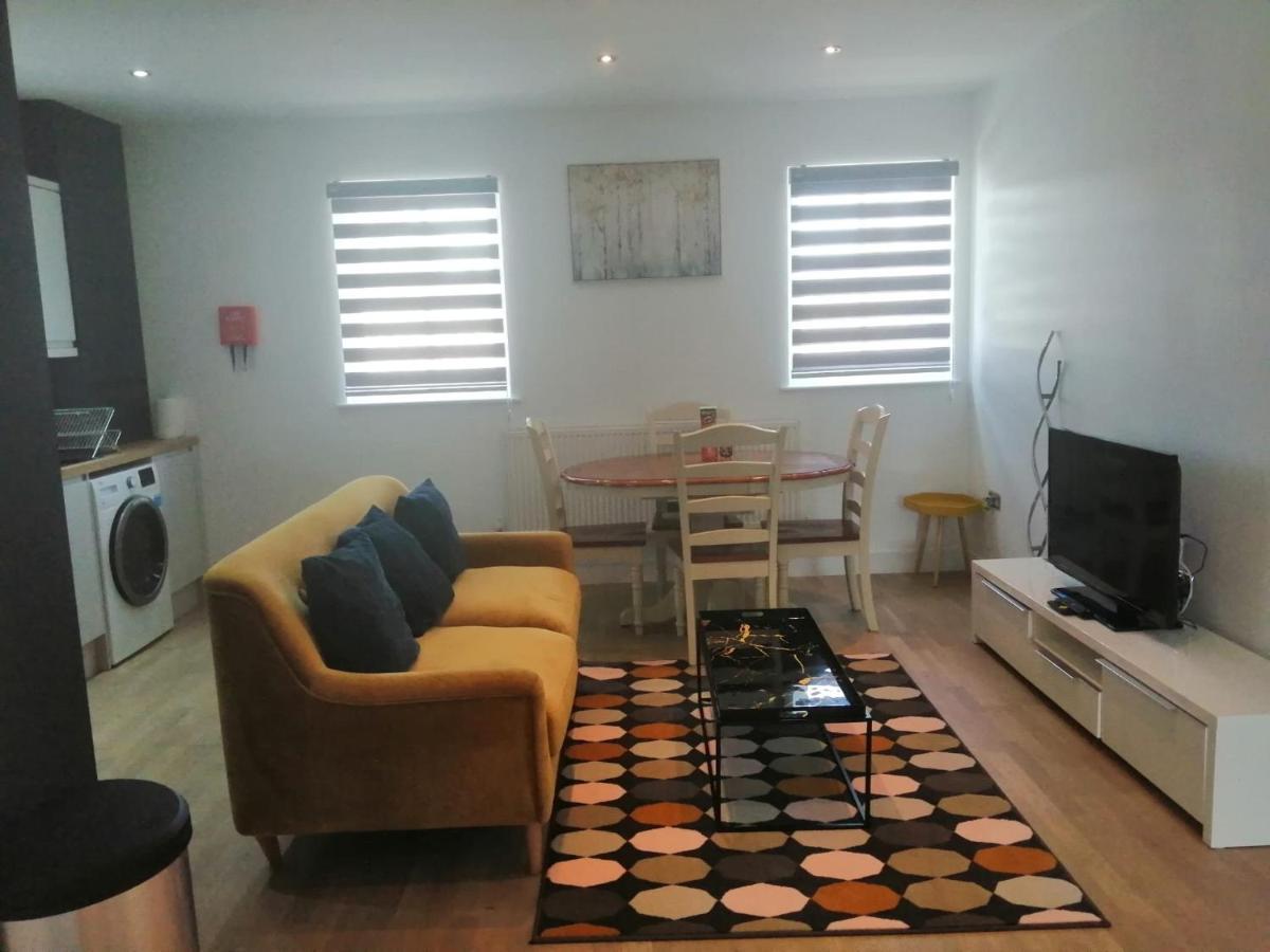 Apartment No 8 - Stay In Style In The Heart Of The Cathedral City. Τρούρο Εξωτερικό φωτογραφία