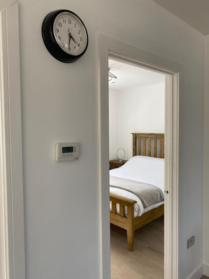 Apartment No 8 - Stay In Style In The Heart Of The Cathedral City. Τρούρο Εξωτερικό φωτογραφία
